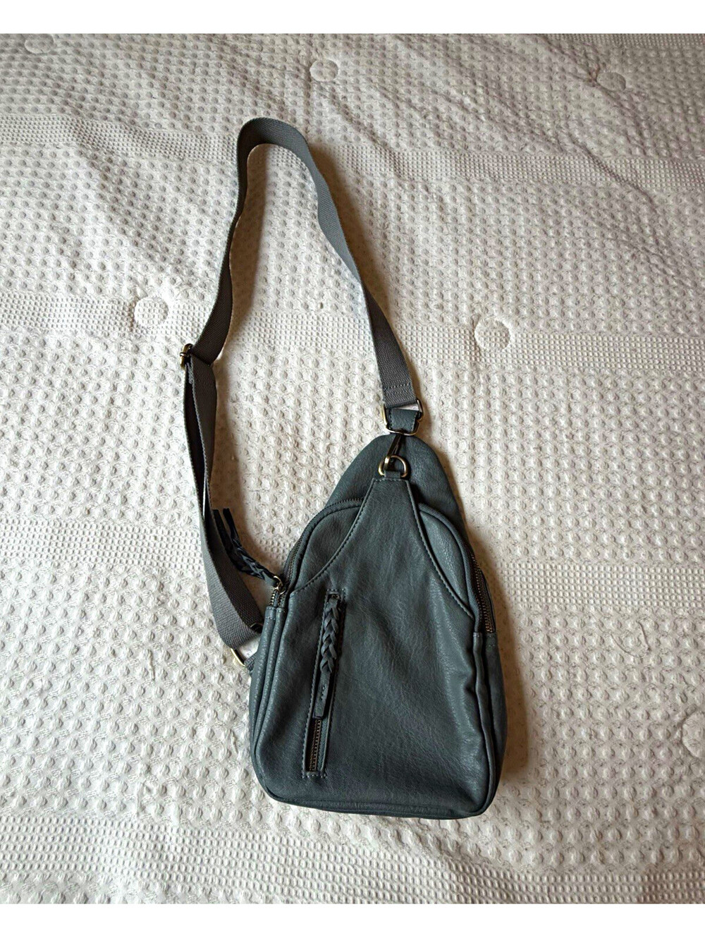 JEN & CO Womens green Medium Crossbody Bag Zip Adjustable Strap Pockets